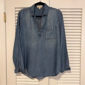 Cloth & Stone Size Small Chambray Shirt